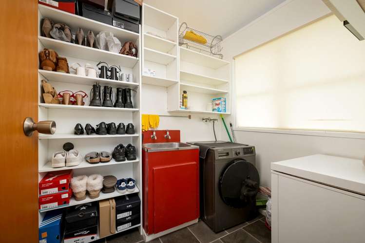 137 Tiroroa Avenue Te Atatu South_23