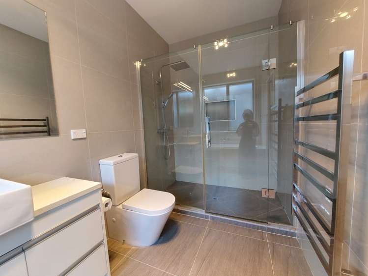 28 Jelas Drive Riverhead_18