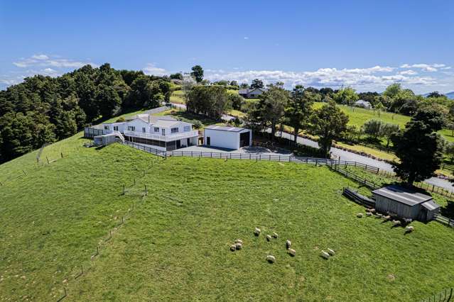 137 Going Road Matarau_1