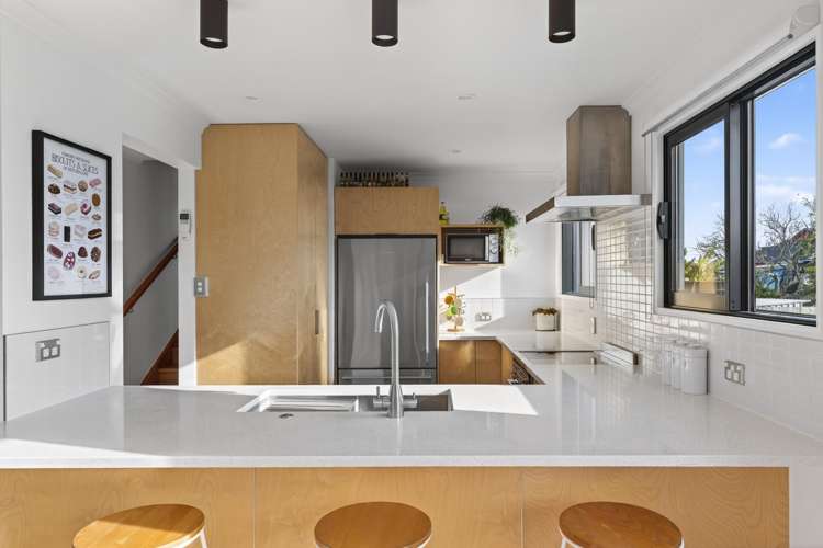 20 Root Street Gisborne_6