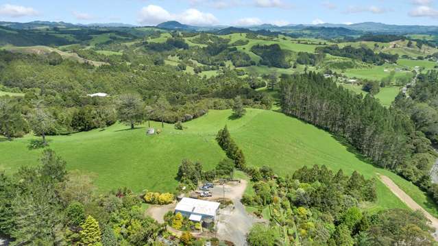 2 Byles Road Hukerenui and Surrounds_1