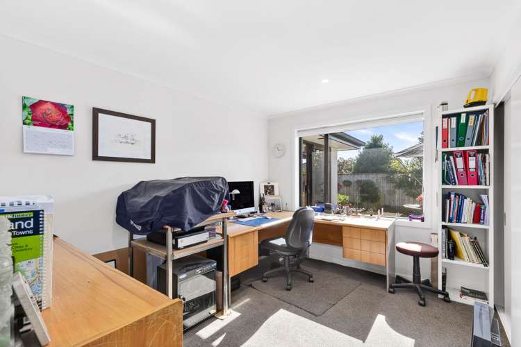 13 Boysenberry Grove Richmond_10