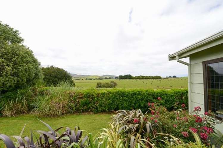 13 Calder Street Owaka_8