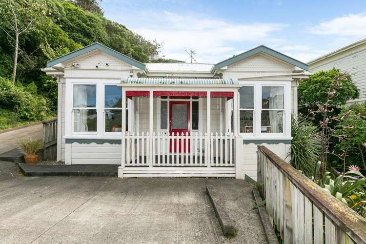 6a Reuben Avenue Brooklyn_0