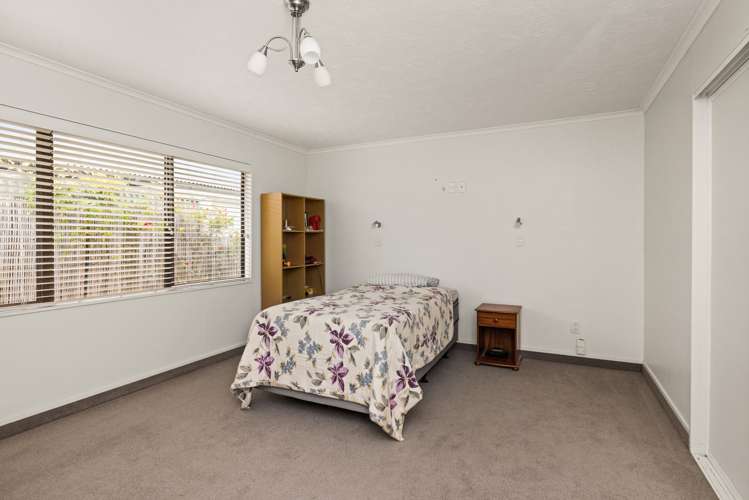 54a Menin Road Onekawa_7