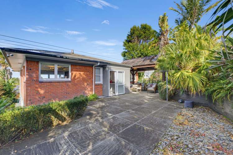 2 Bickerstaffe Road Maungaturoto_26