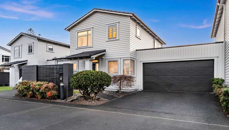 4/51 Cranbrook Place_0
