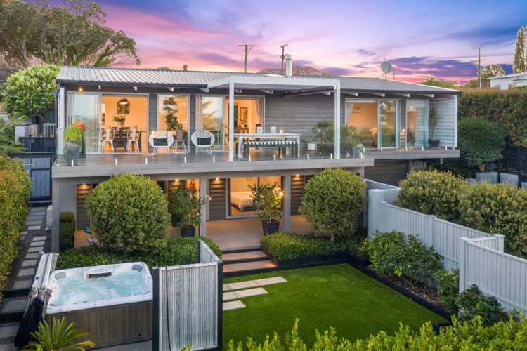 1 Charles Dickens Drive Mellons Bay_26