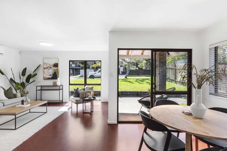 1/176 Norman Lesser Drive Saint Johns_4