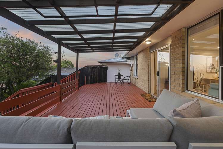 2/80a Captain Scott Road Glen Eden_26