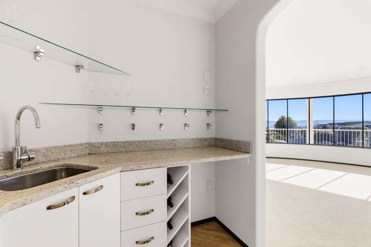 45 Arrowsmith Avenue Waipahihi_6