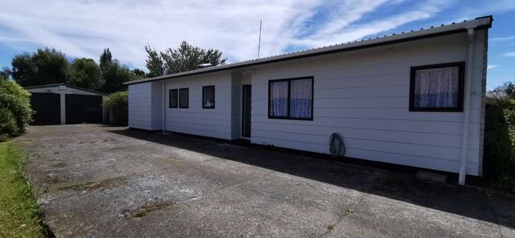 15 Fraser-Collin Crescent Dannevirke_15