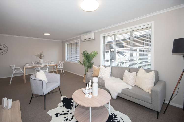 9/27 Jones Crescent Melville_10