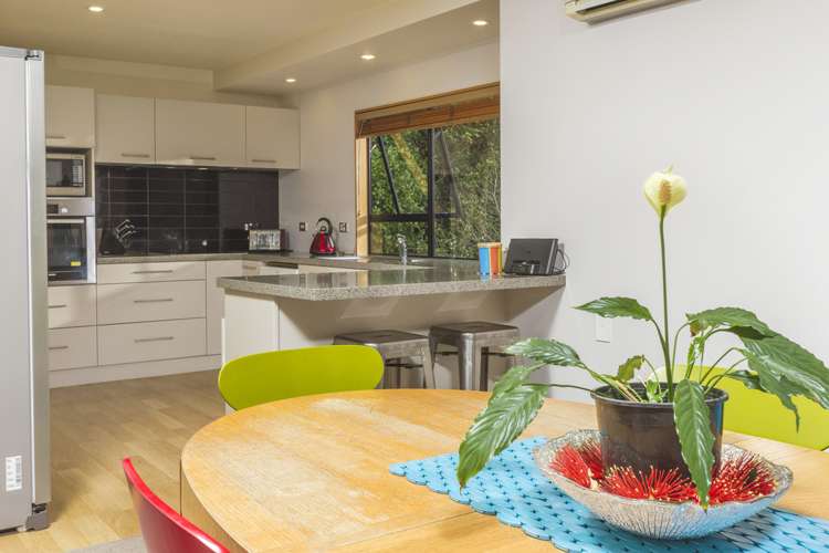 2/22 Heathcote Road Castor Bay_9