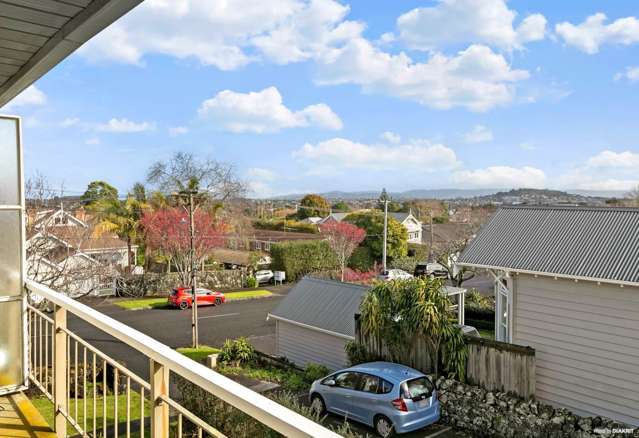 2/29 Fairview Road Mt Eden_2