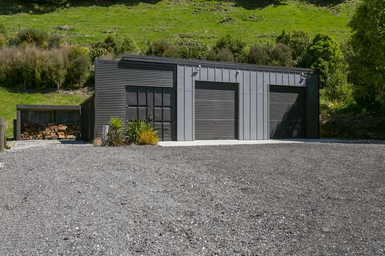 550 Whangamata Road Kinloch_21