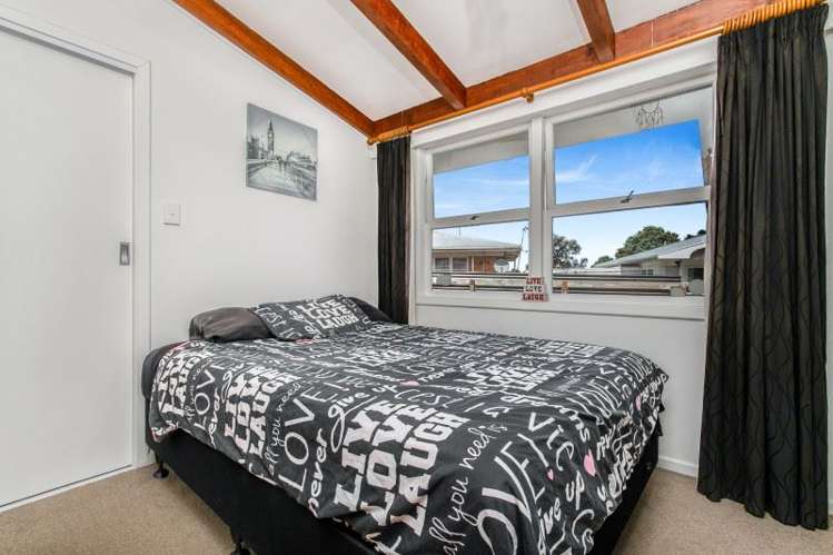 42 Mckean Avenue Manurewa_12