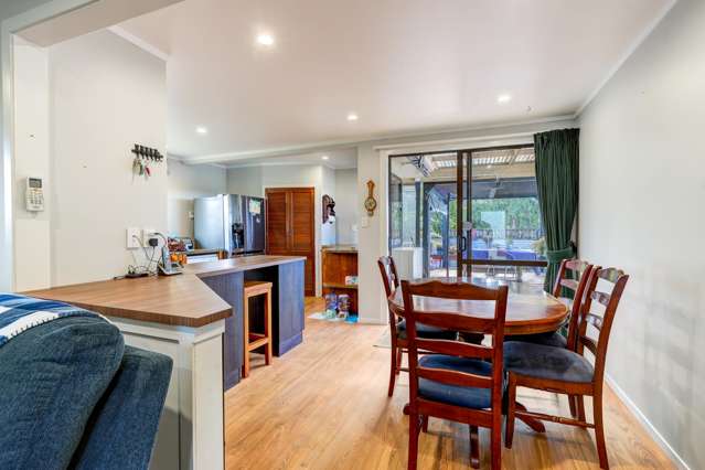 7 Store Road Whatawhata_4