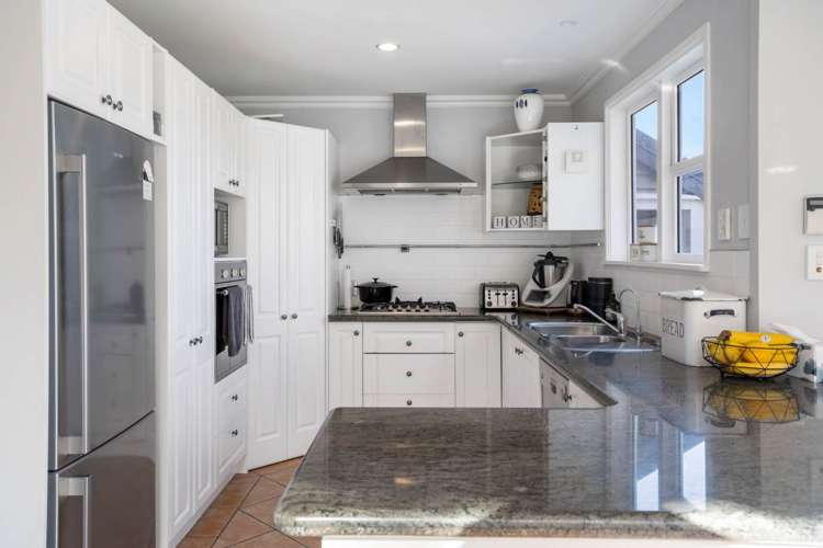 4 Village Way Ardmore_11