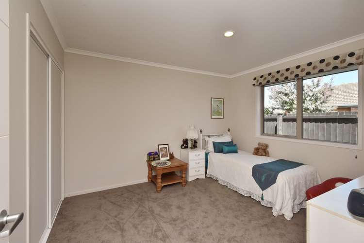 12 Saint Keverne Close Burwood_16