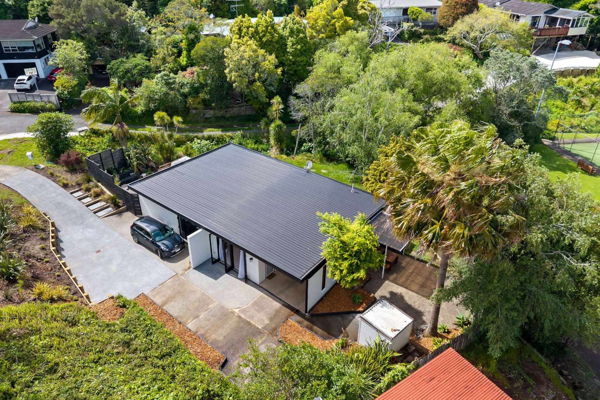 2/13 Kororo Street Northcote_0