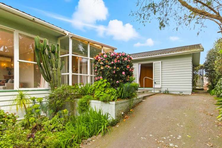 141 Matatua Road Raumati Beach_26