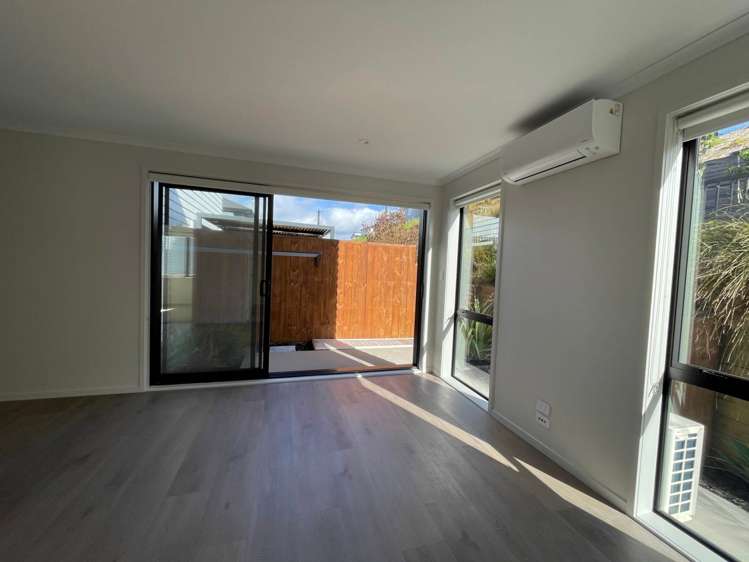 Godfrey Drive Orewa_11