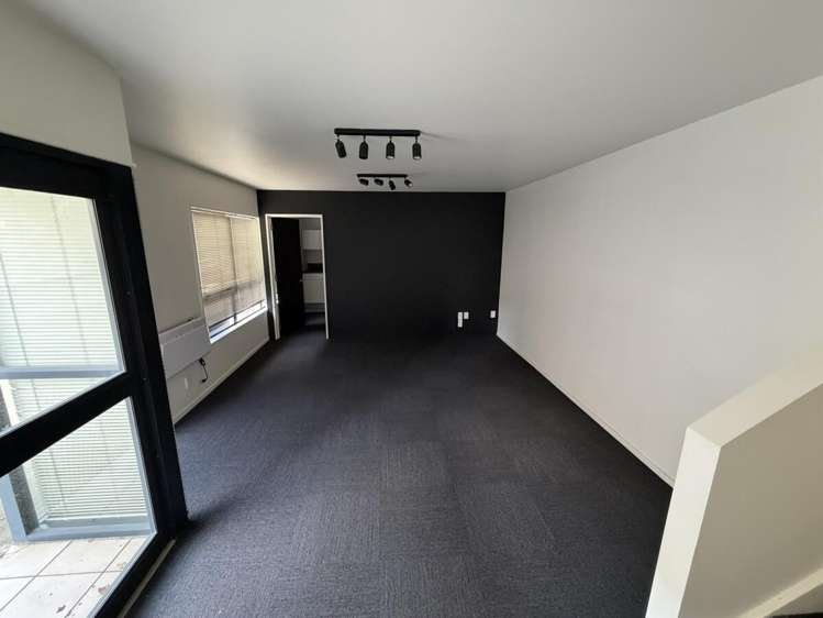 2/44 Curries Road Hillsborough_5