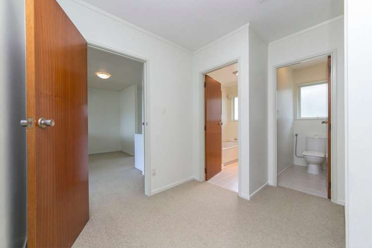 2/49 Turama Road Royal Oak_9