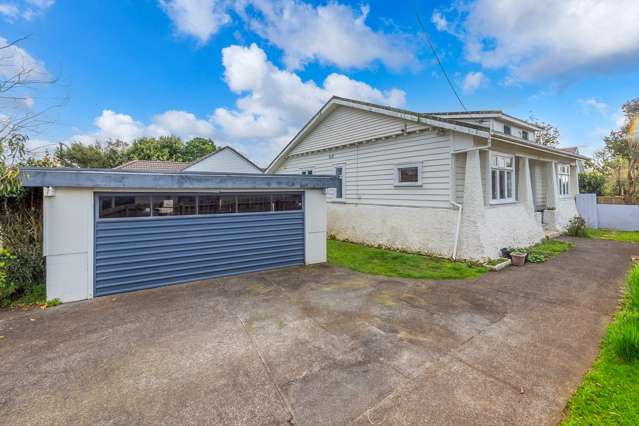 25 Preston Avenue Mount Albert_1