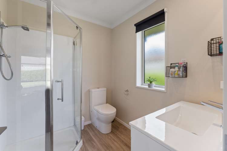 21 Temple Avenue Lincoln_19