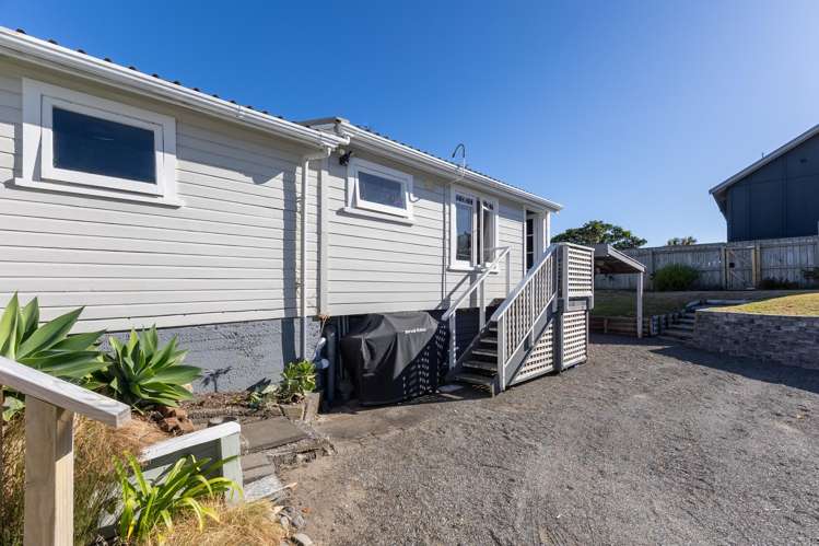 71 Golf Road Paraparaumu Beach_21