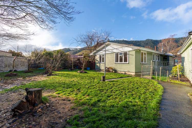 15 Kowhai Street Tapawera_1