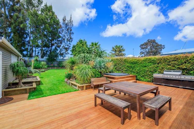 15 Tamariki Avenue Kelston_1