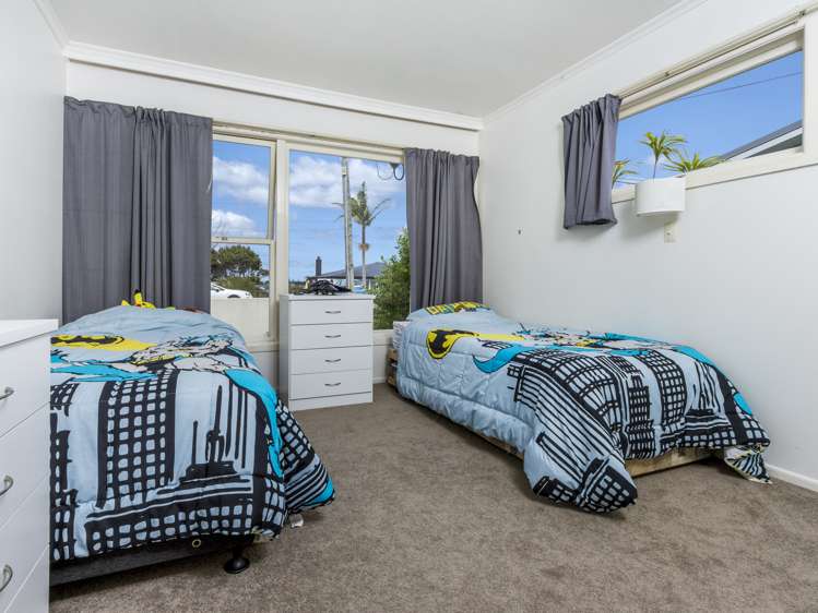 103 Sunrise Avenue Murrays Bay_15