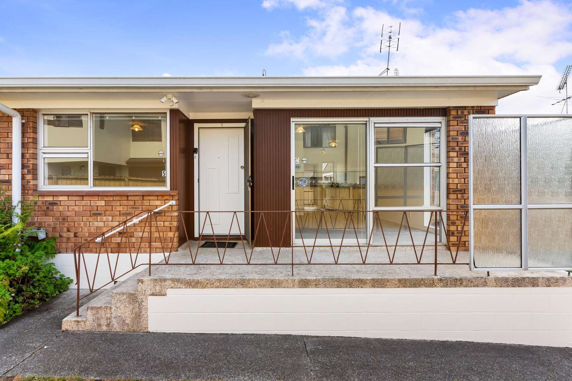 5/20 Turama Road Royal Oak_0