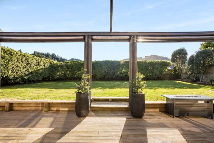 14 Betty Watt Grove Riverstone Terraces_23