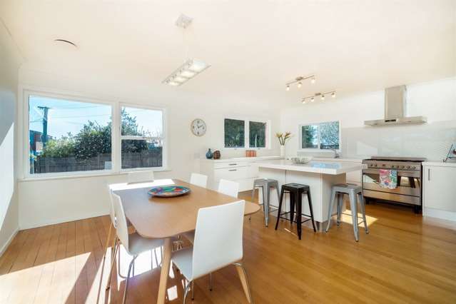1/37 Exmouth Road Northcote_2