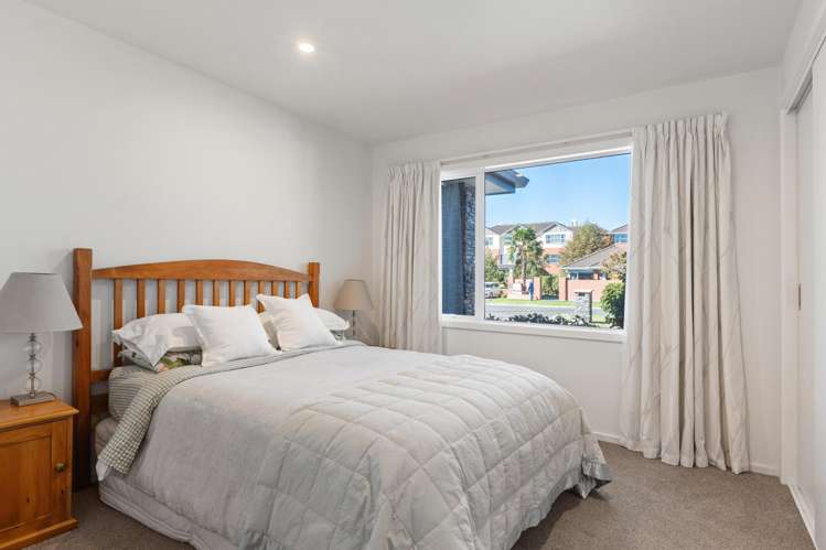 13 Gwyneth Place Lytton West_15