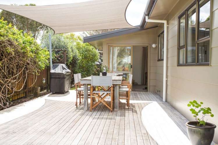 11 Norfolk Place Tairua_6