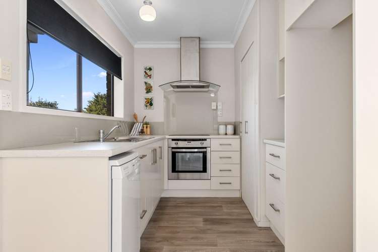 21b Columba Place Matua_11