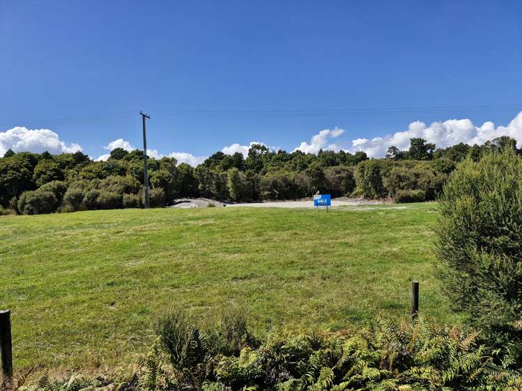 8 Chesterfield Road Awatuna_14