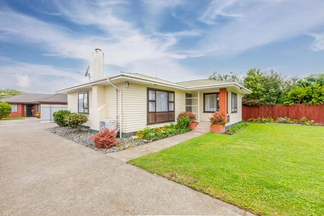 2 Howard Road Taradale_1