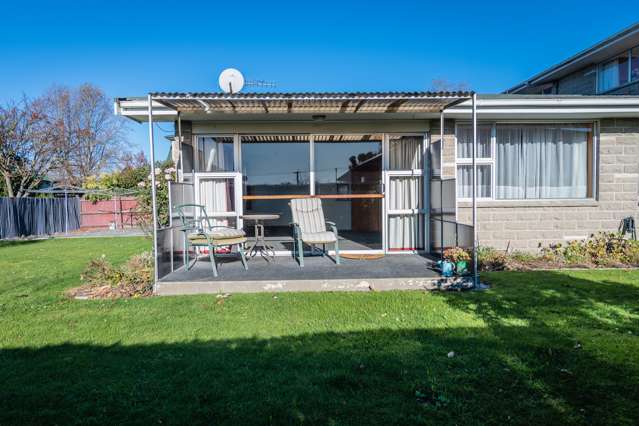 2/216 King Street Temuka_3