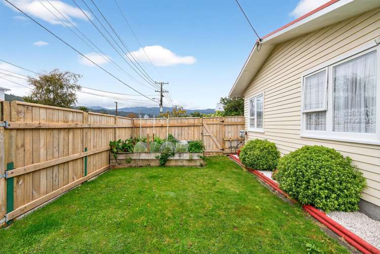 23 Karamu Crescent Wainuiomata_27