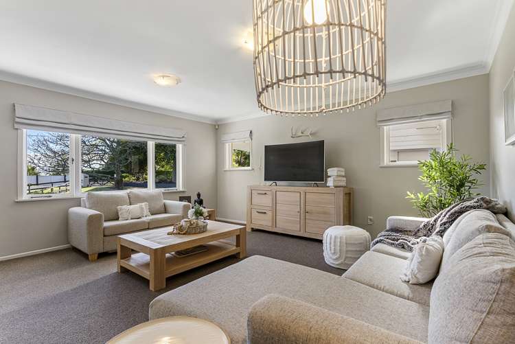 397 Redoubt Road Totara Park_7
