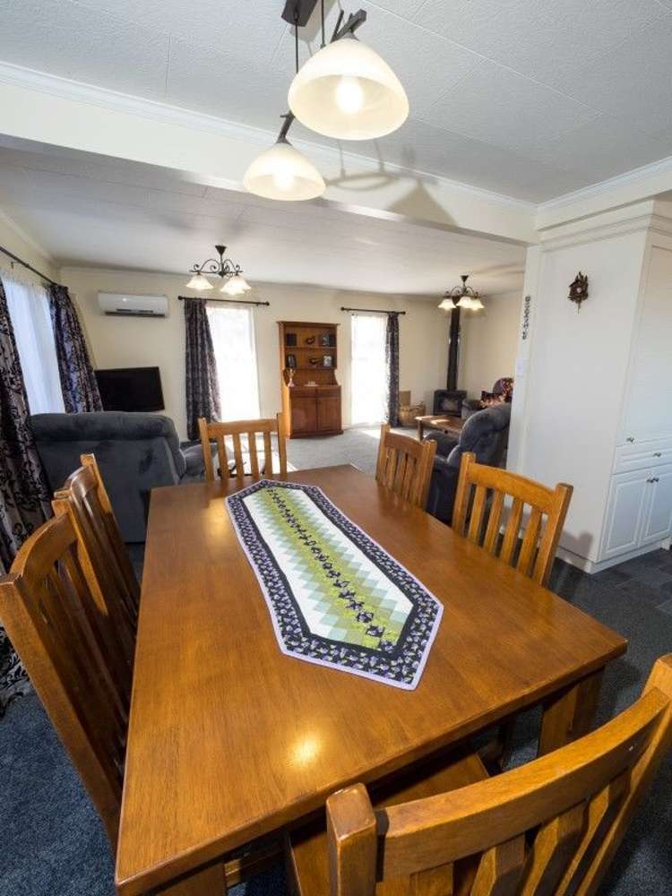 34 Alford Forest Road Allenton_3