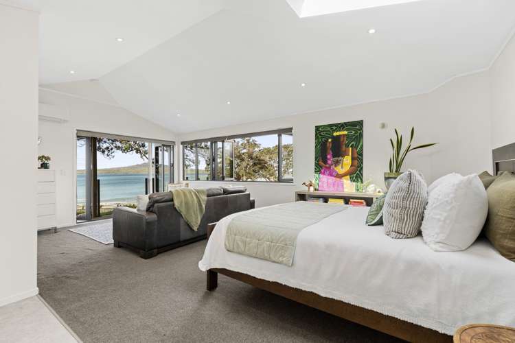 1 Old Lake Road Narrow Neck_13