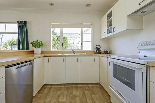 1b Knightsbridge Place Taradale_3