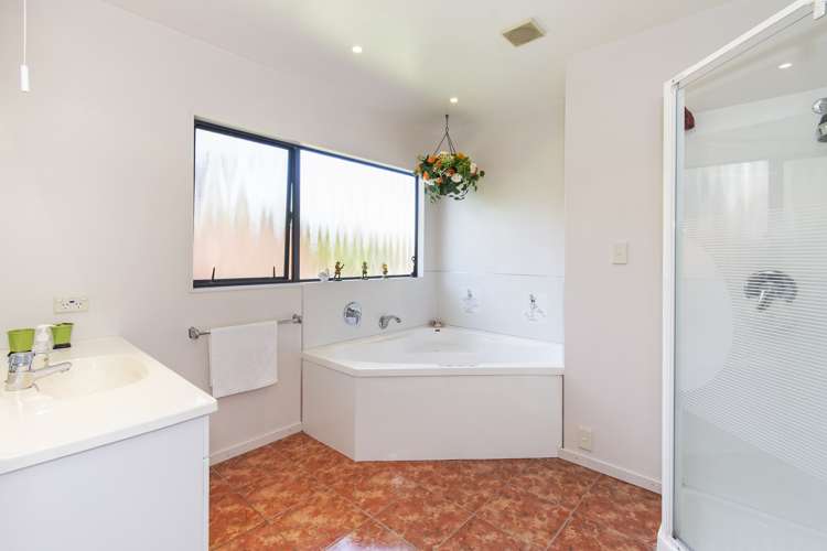 9 Lamia Place The Gardens_13